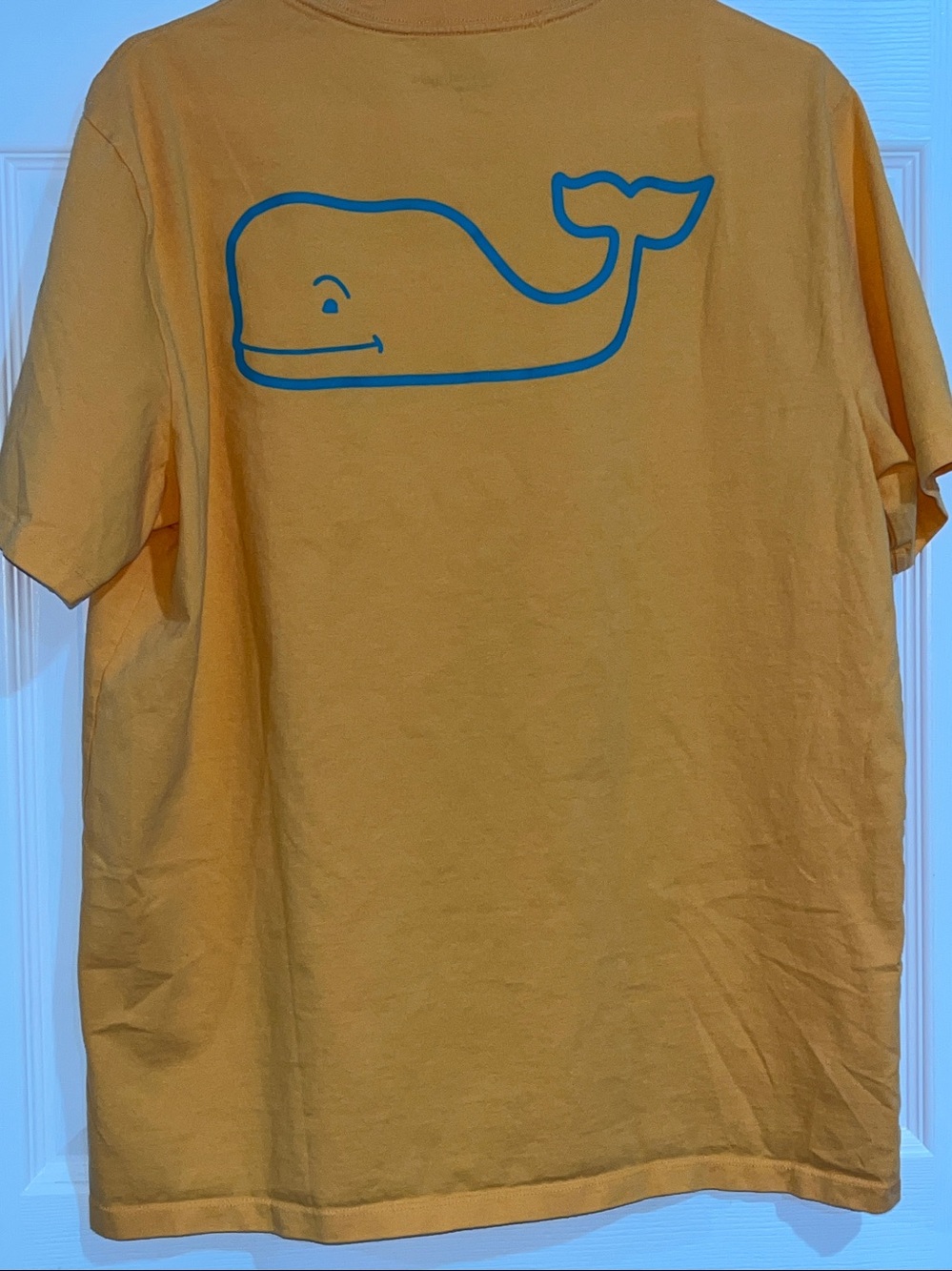 Vineyard Vines T-Shirt - Men’s / Women’s- Size L Yellow Orange Blue Whale Shirt